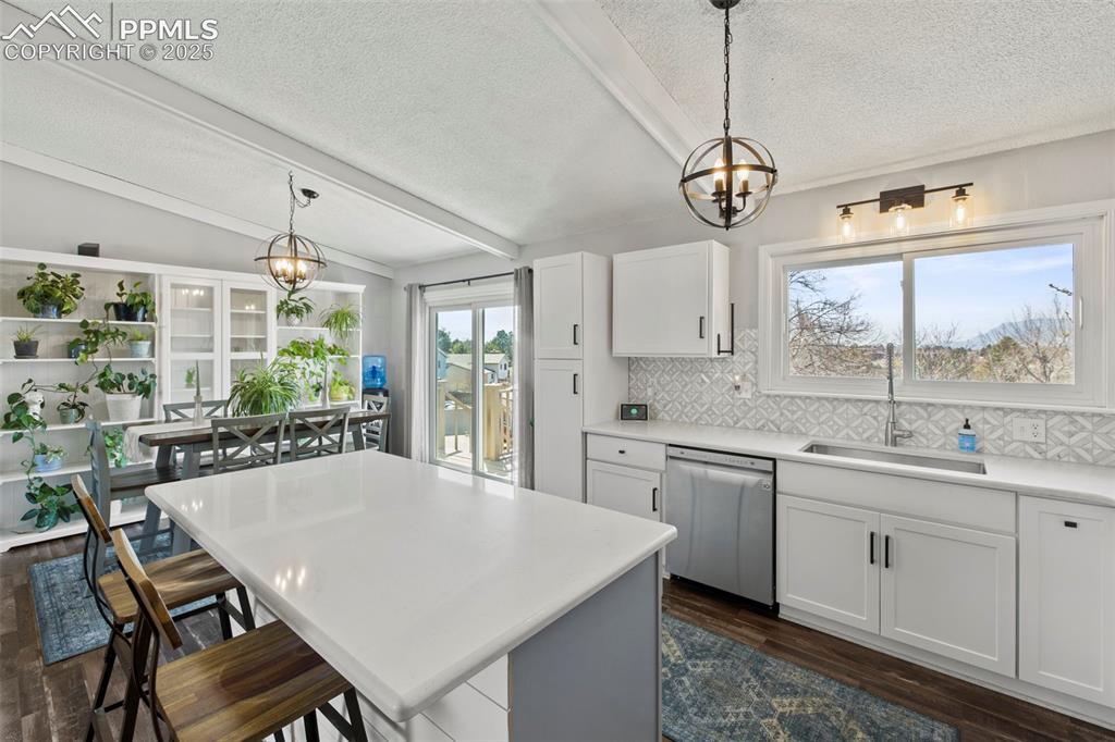 2645 Sunbird Drive