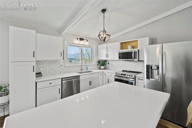 2645 Sunbird Drive