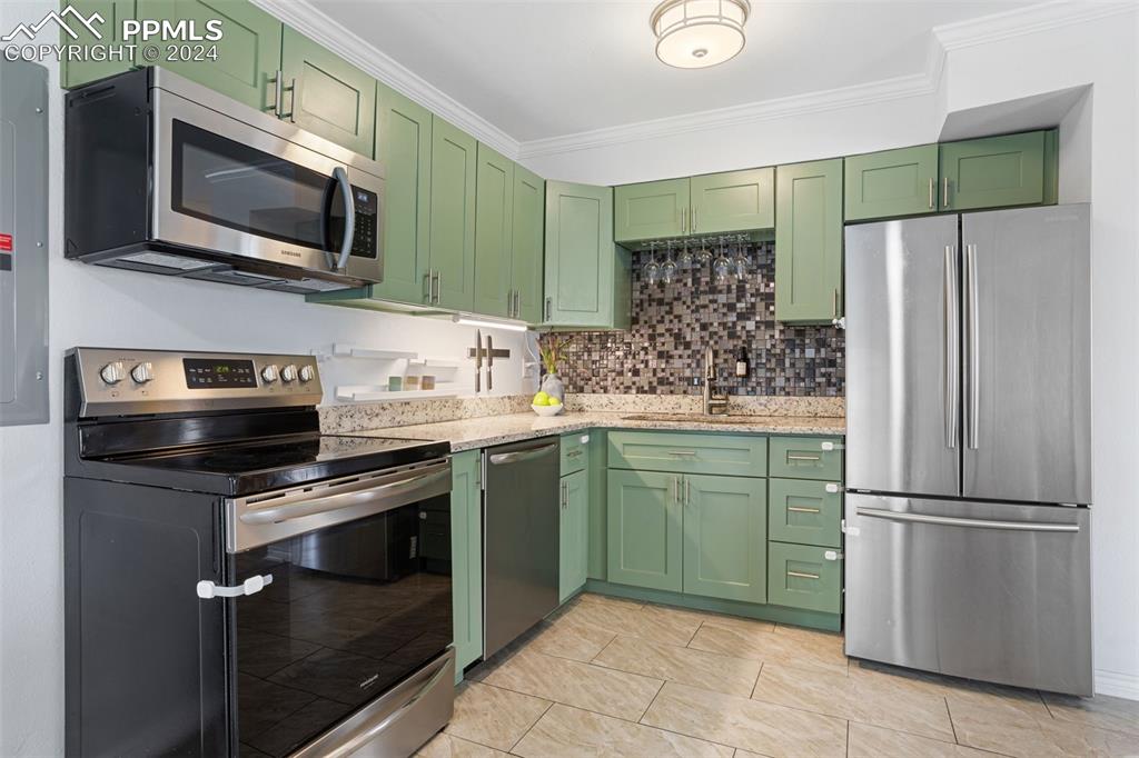 1026 Quivira Drive