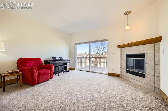 2602 Thrush Grove