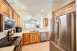 2602 Thrush Grove