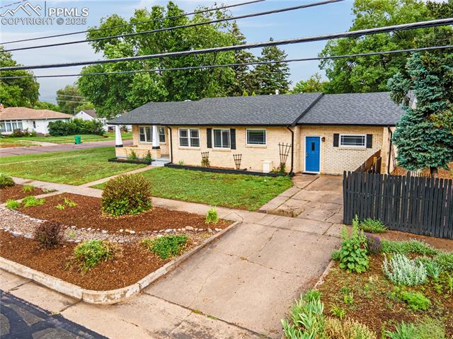 1604 E Kiowa Street