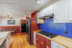 2211 Monteagle Street