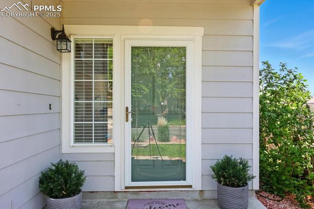 7043 Bonnie Brae Lane