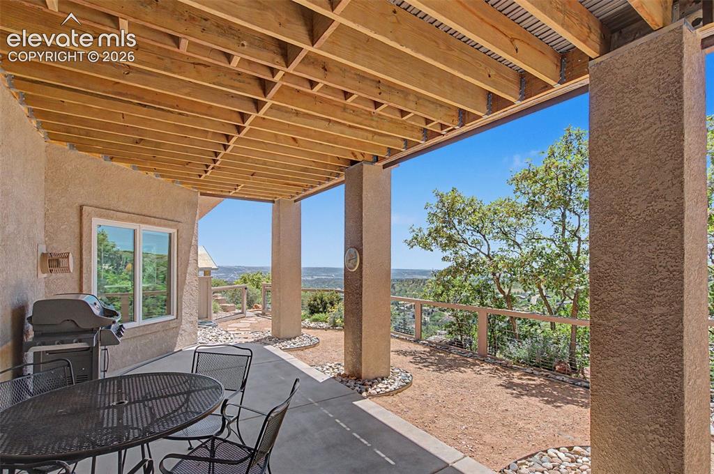 3355 Angelstone Point