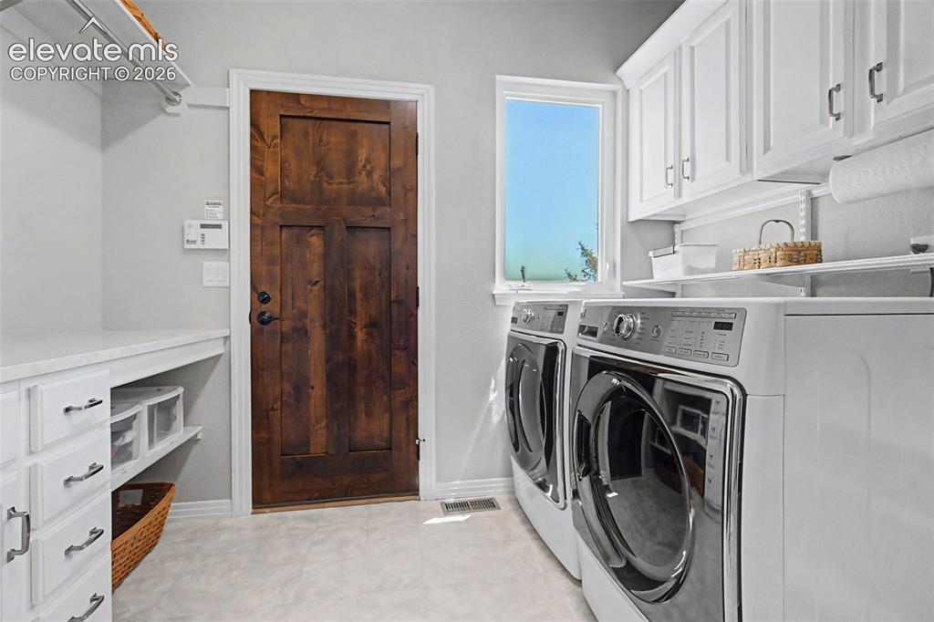 3355 Angelstone Point