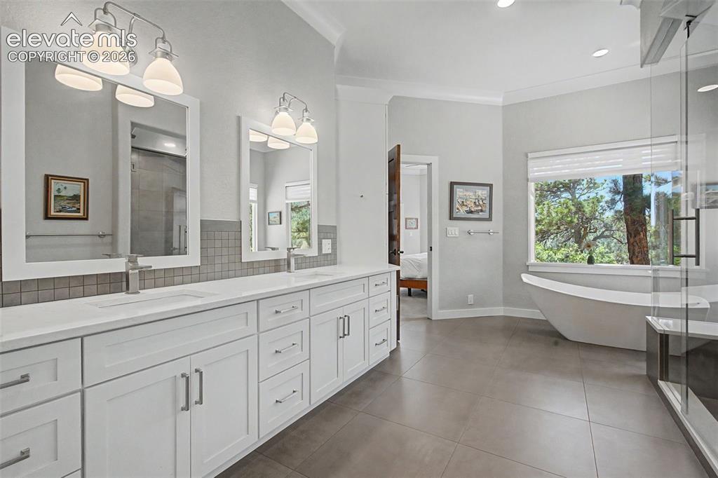 3355 Angelstone Point
