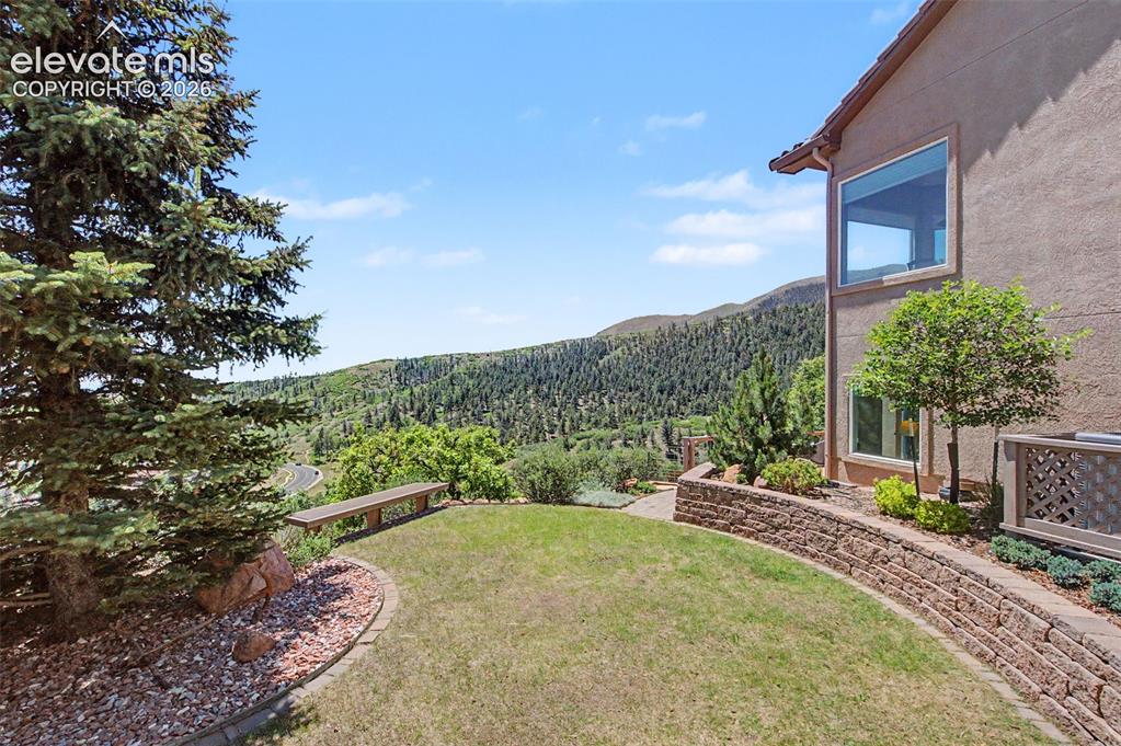 3355 Angelstone Point
