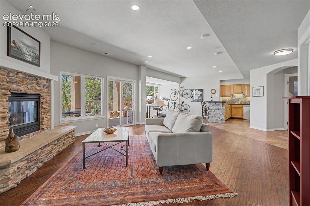 3355 Angelstone Point