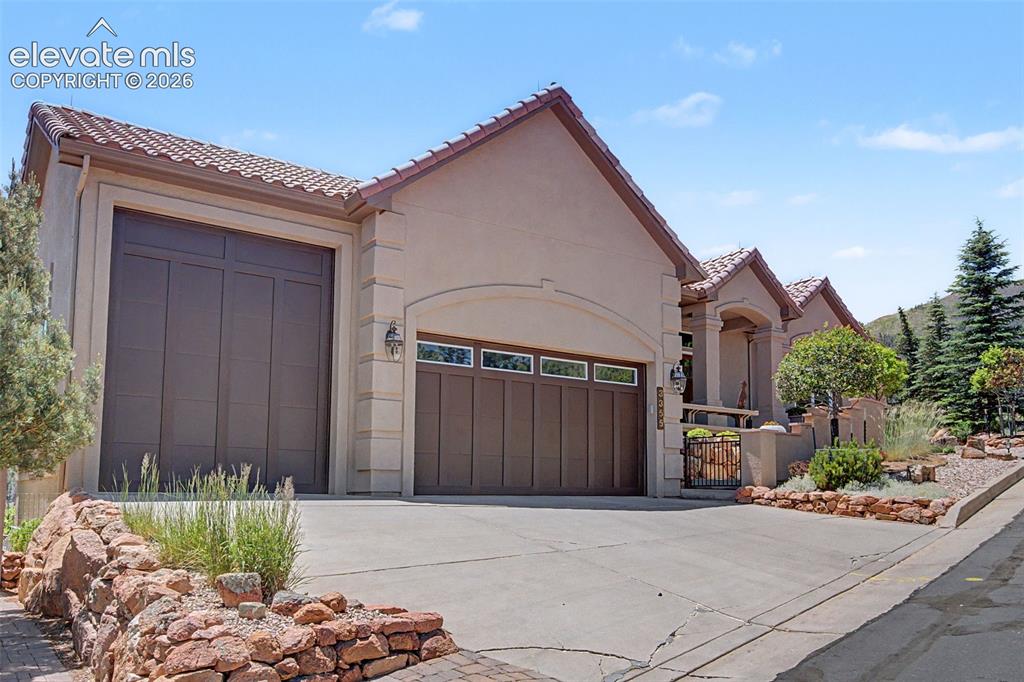 3355 Angelstone Point