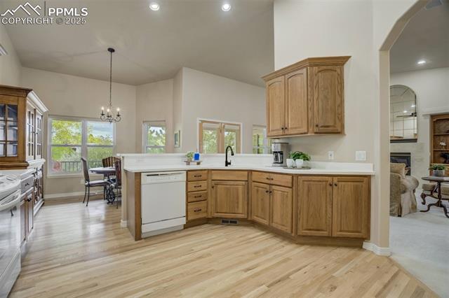 14401 Eagle Villa Grove