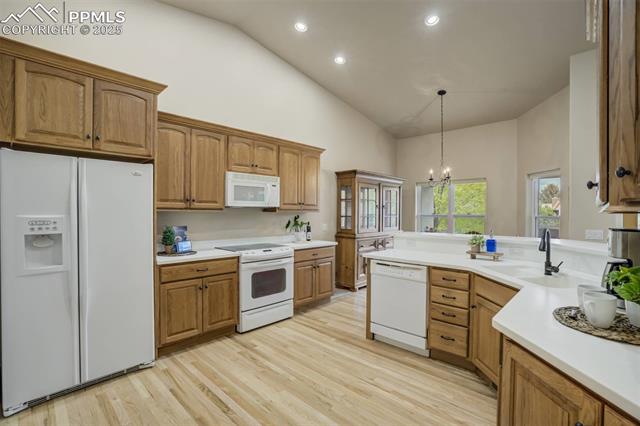 14401 Eagle Villa Grove