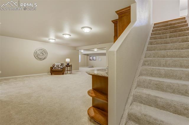 1744 Valley Stream Court