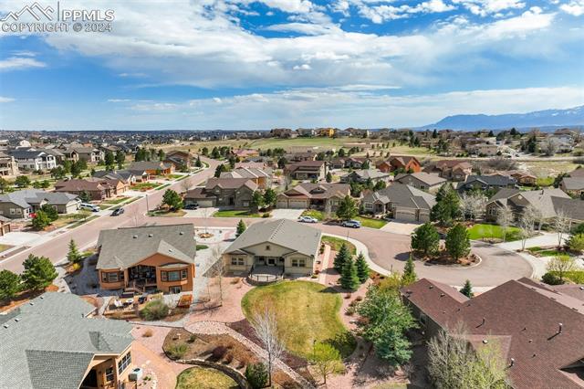 1744 Valley Stream Court