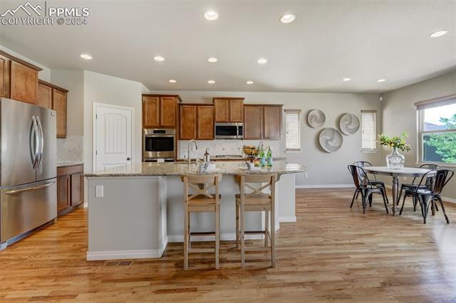 1744 Valley Stream Court