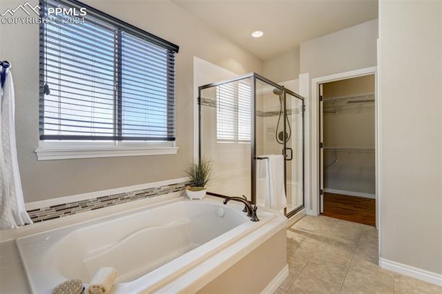 1744 Valley Stream Court