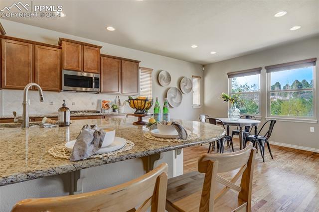 1744 Valley Stream Court