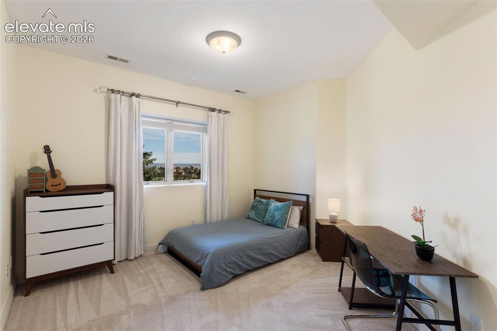7615 Dante Way