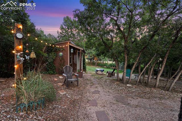 6985 Mikado Lane