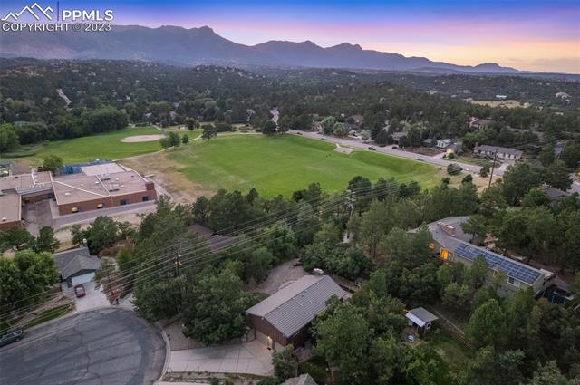 6985 Mikado Lane
