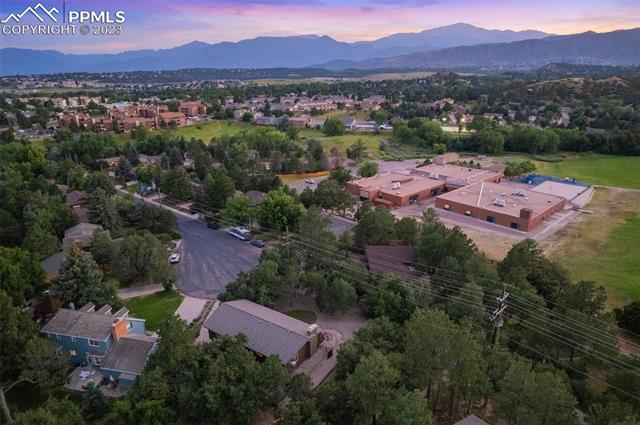 6985 Mikado Lane