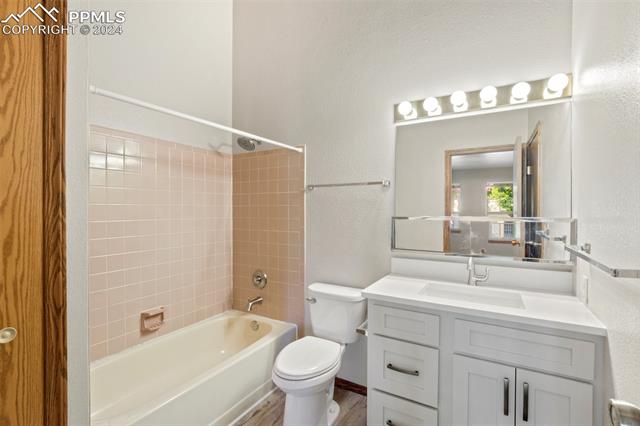 2350 Villa Rosa Drive