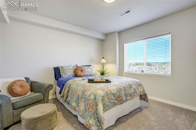 1944 Queens Canyon Court