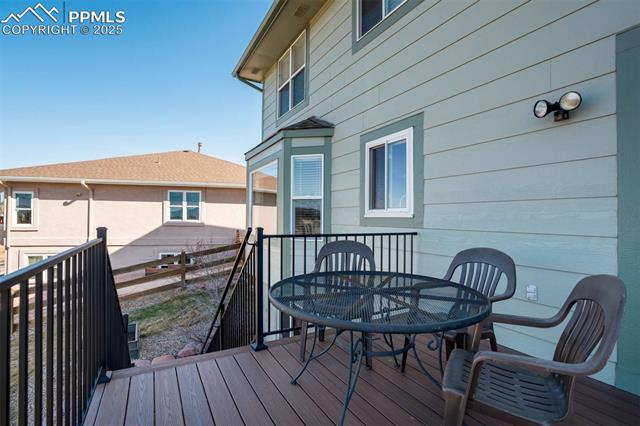 1944 Queens Canyon Court