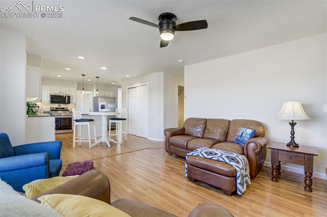 1944 Queens Canyon Court