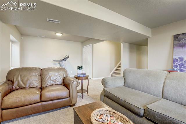 1944 Queens Canyon Court