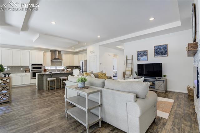 6646 Golden Briar Lane