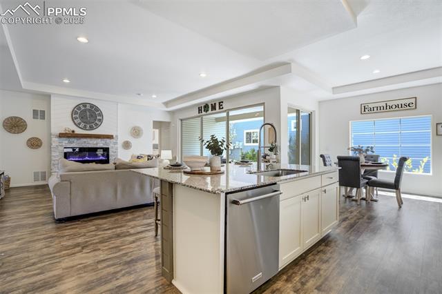 6646 Golden Briar Lane