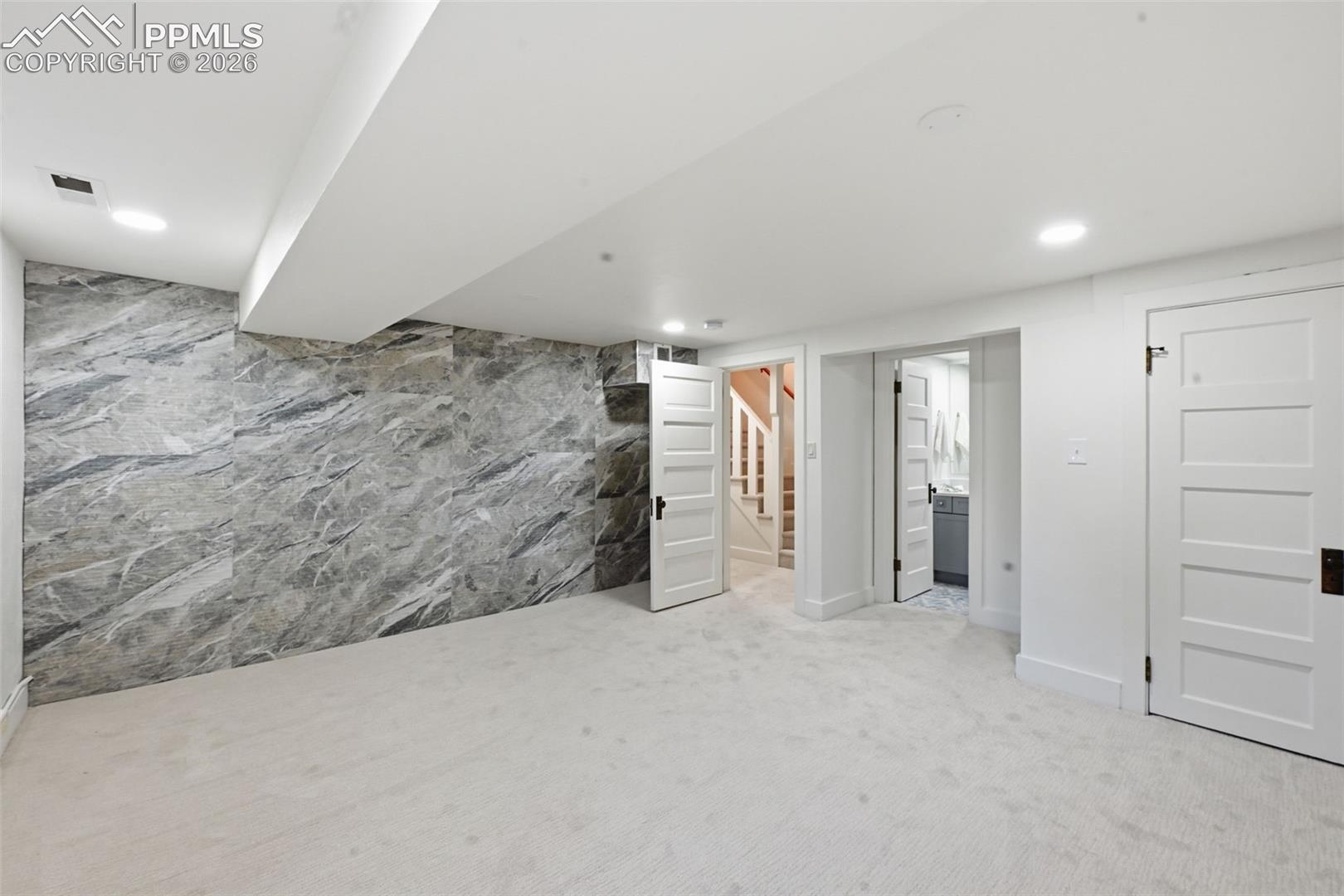 1411 Mesa Avenue