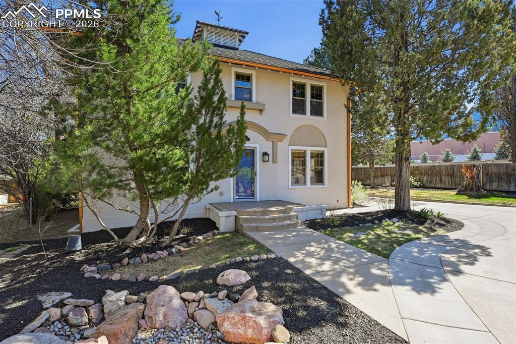 1411 Mesa Avenue