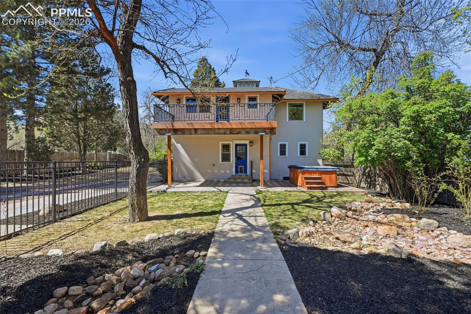 1411 Mesa Avenue