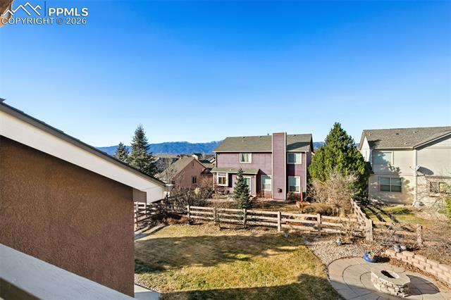 8746 Country Creek Trail