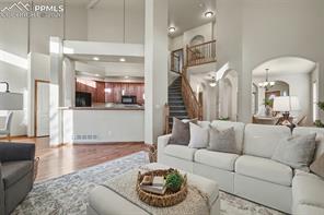 8746 Country Creek Trail