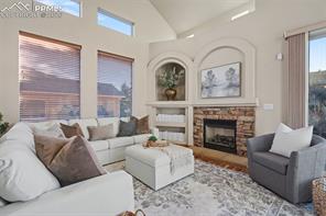 8746 Country Creek Trail