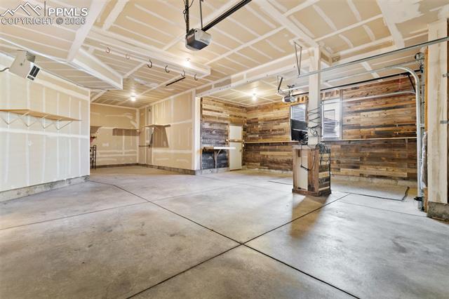 8746 Country Creek Trail