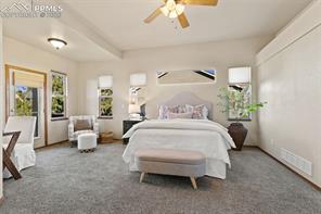 8746 Country Creek Trail