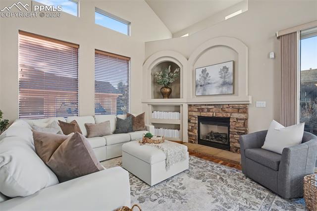 8746 Country Creek Trail