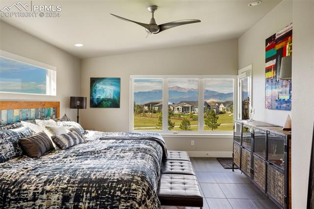 4513 Hanging Lake Circle