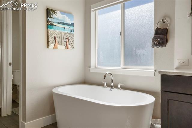 4513 Hanging Lake Circle