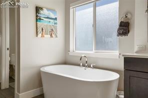 4513 Hanging Lake Circle