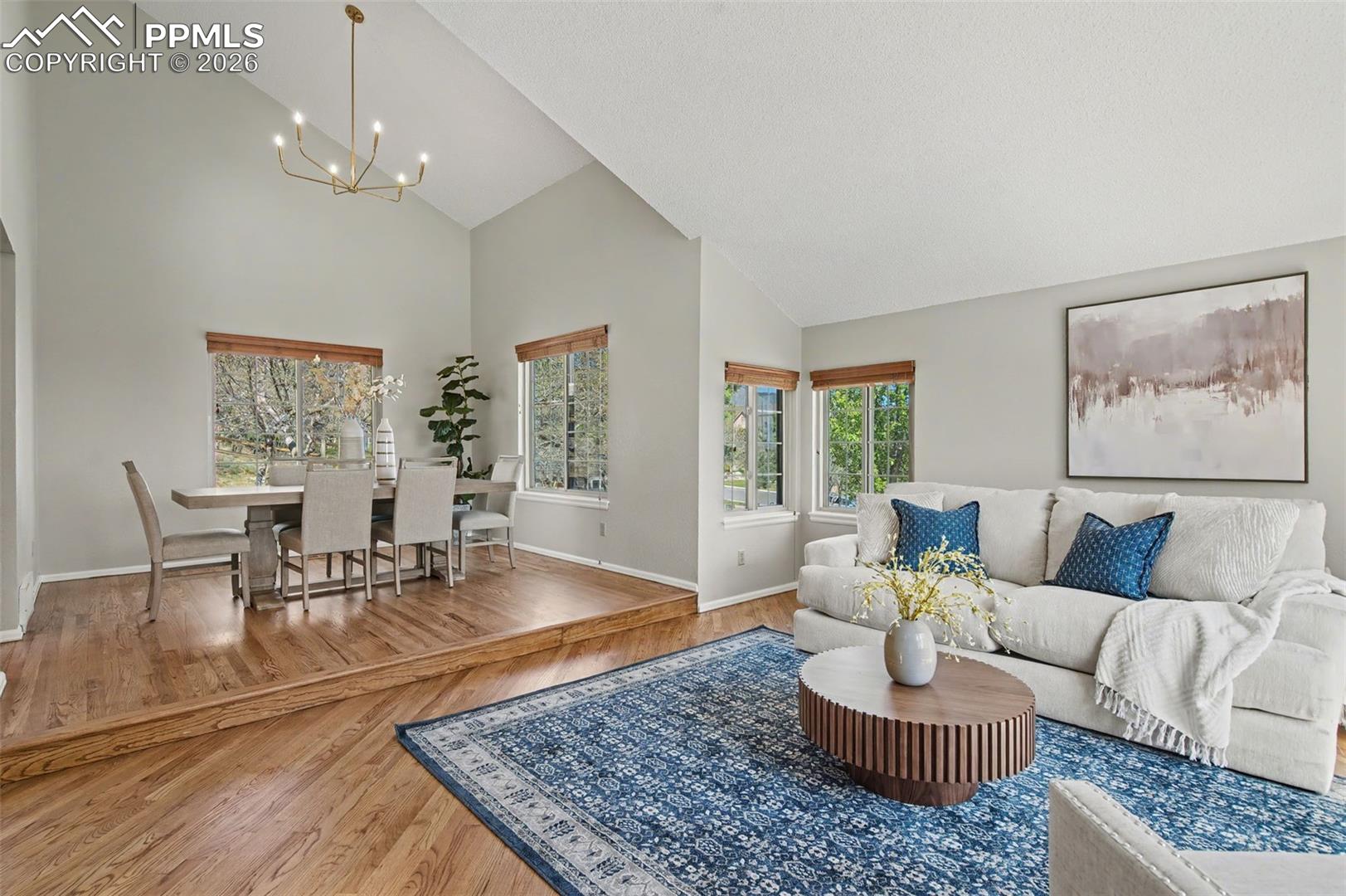 5376 Cliff Point Circle