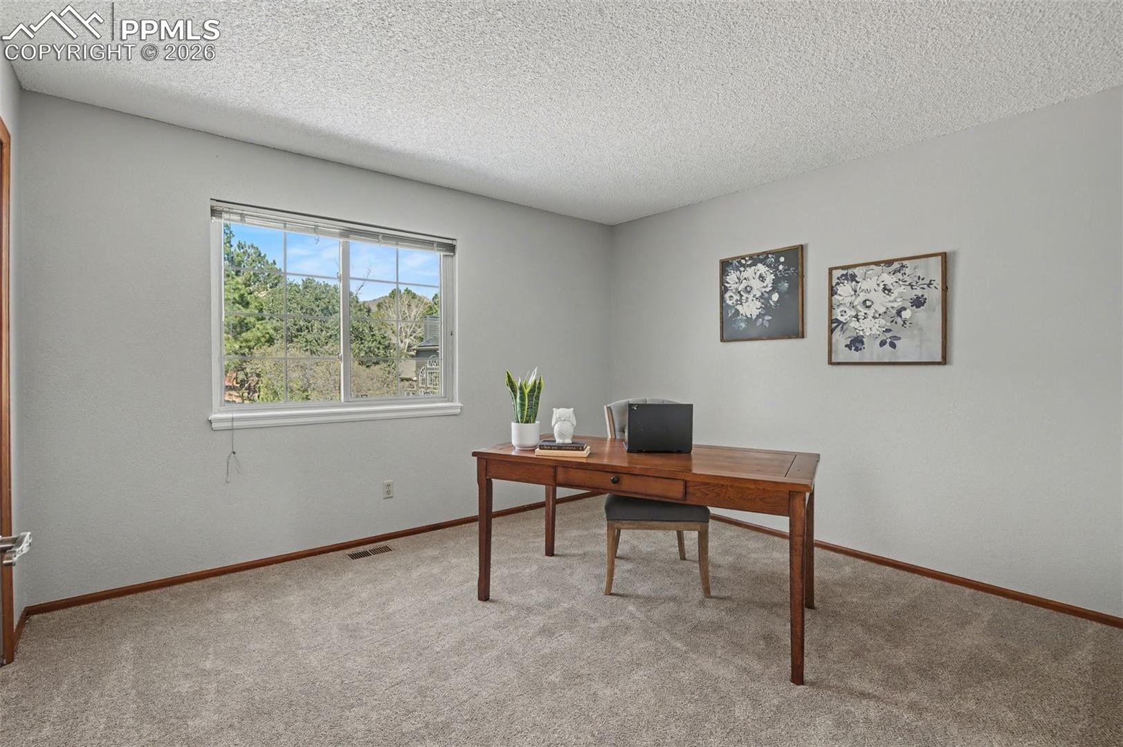 5376 Cliff Point Circle