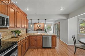5376 Cliff Point Circle