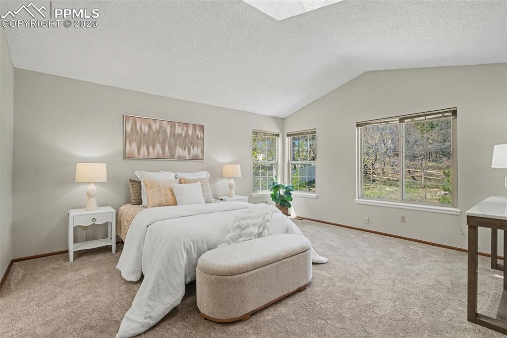 5376 Cliff Point Circle