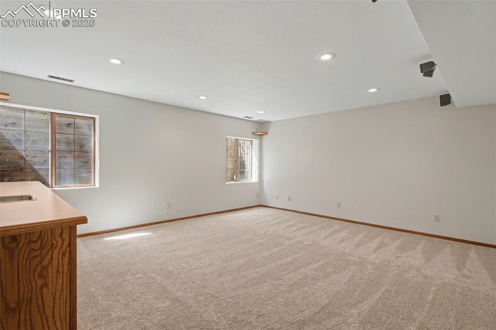 5376 Cliff Point Circle