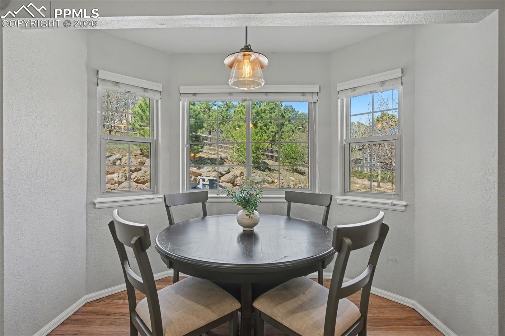 5376 Cliff Point Circle